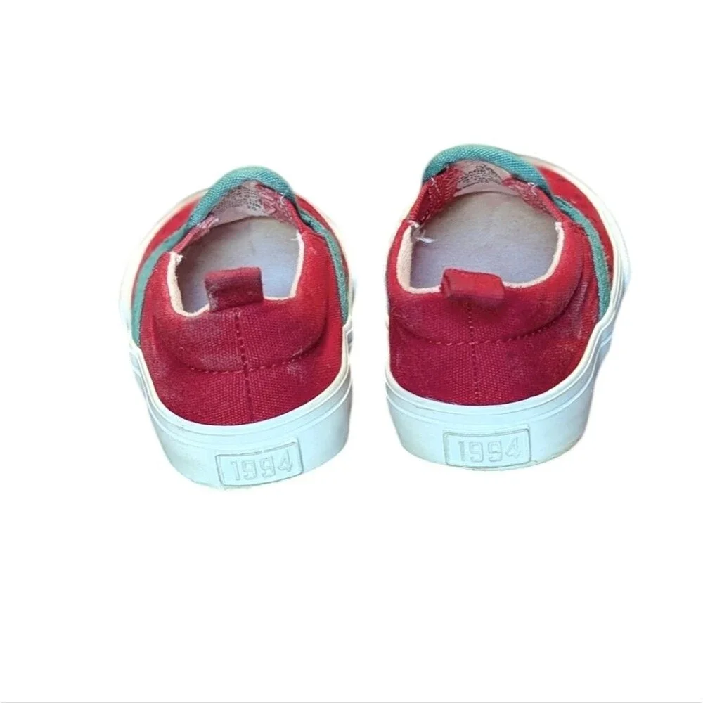 Old Navy Canvas Strawberry Slip On Shoes Size Toddler 5